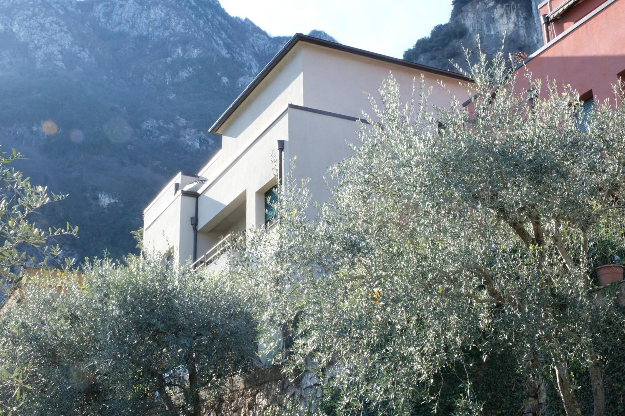 Casa Segantini - Panorama Pool Apartment Gavazzo Nuova Экстерьер фото